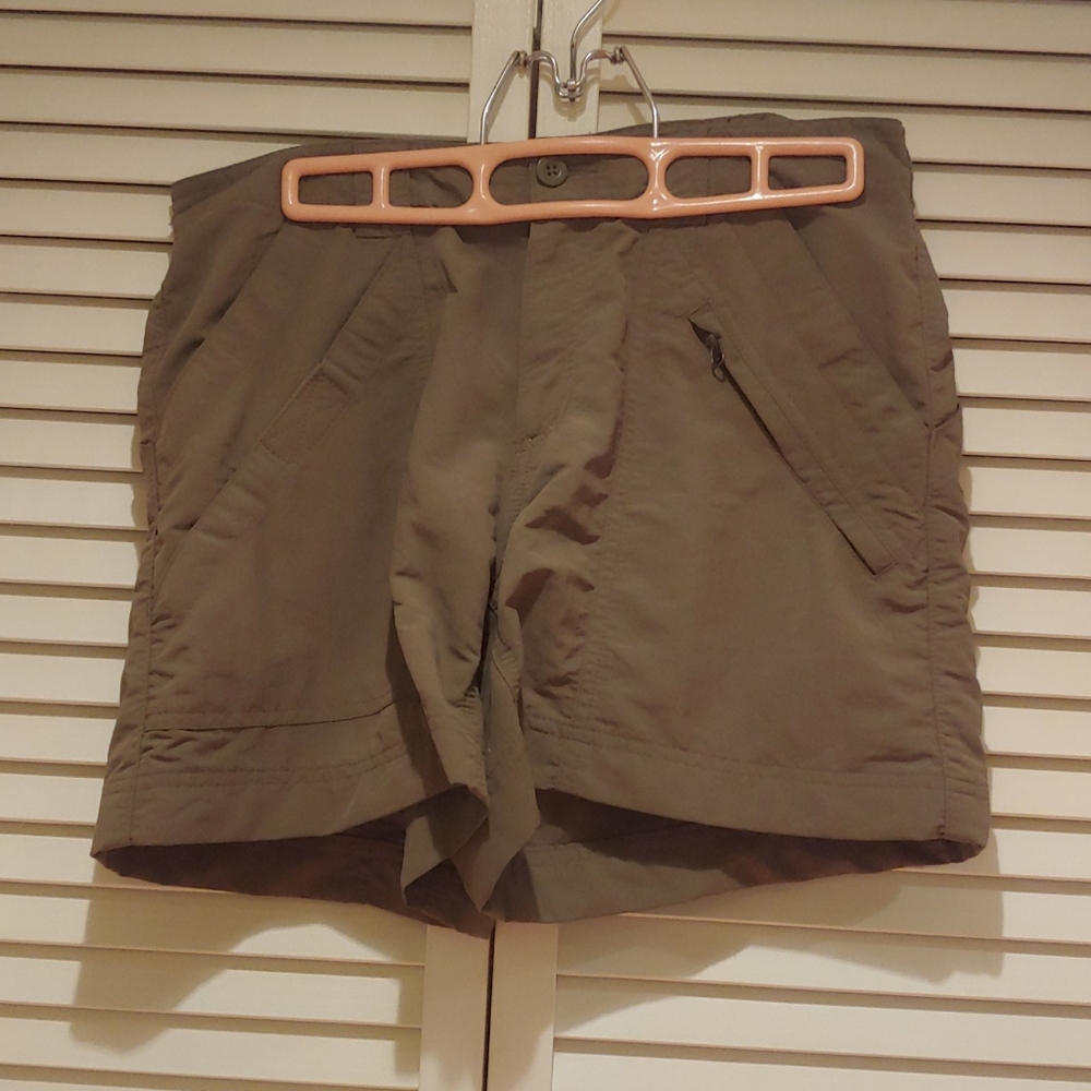 Army green cargo shorts